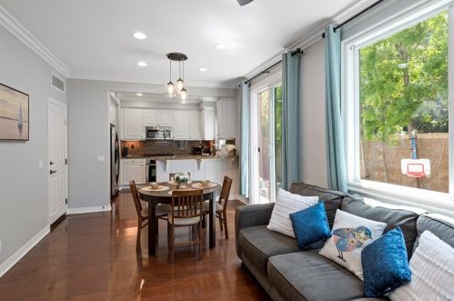 47 Trade Wind, Tustin, CA 92782-6522