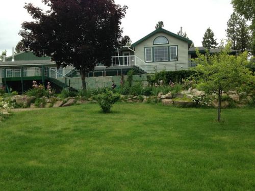 13415 Blanchard Rd, Elk, WA 99009-9617