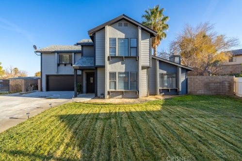 42320 La Gabriella Dr, Lancaster CA  93536-3568 exterior