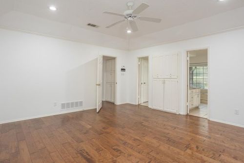 4920 Riv Bnd Dr, Fort Worth TX  76109 exterior