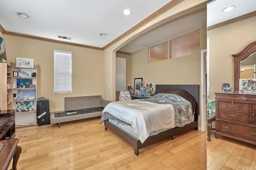 6850 Piedmont St, Chino, CA 91710-1314