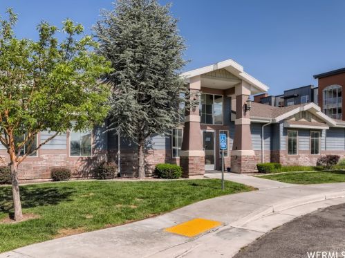 74 Resaca Dr, Sandy UT  84070-2060 exterior