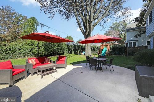 299 Maple Ave, Haddonfield NJ 08033-1436 exterior