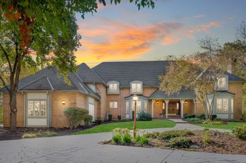 8509 121st St, Palos Park, IL 60464-1230