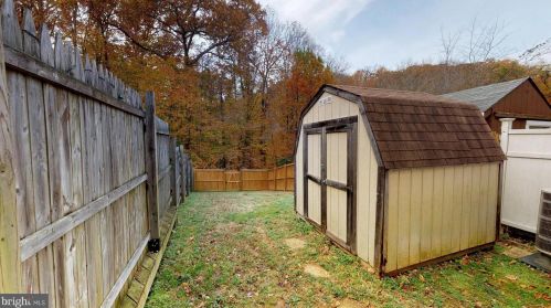 1517 Winterberry Dr, Arnold MD  21012-2393 exterior