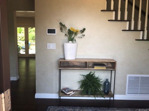 2010 Buckingham Pl, Glendale CA  91206-1401 exterior