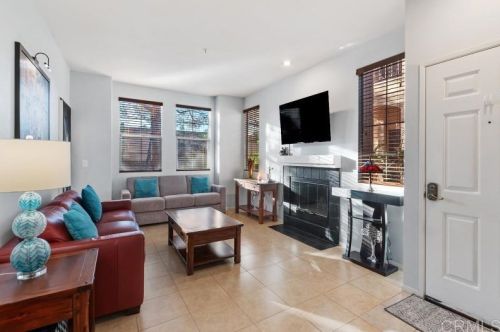 18650 Caminito Cantilena, San Diego, CA 92128-6158