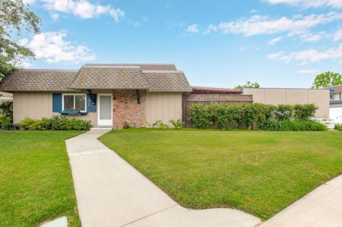 4374 Dina Ct, Cypress, CA 90630-4115