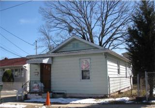 161 Pershing Ave, Iselin, NJ 08830-1455