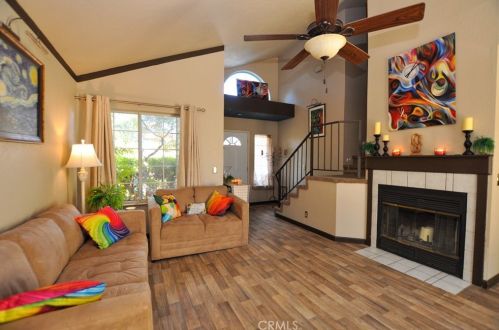 12 Garden Park Dr, Chico, CA 95973-1069