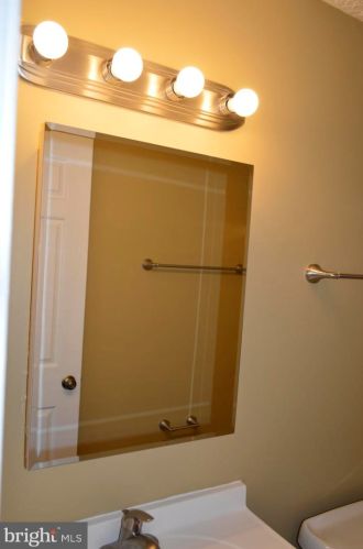 11310 Crescendo Pl, Silver Spring MD 20901-5045 exterior