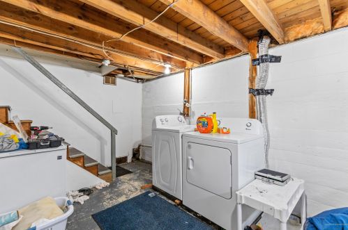 76 Fairlawn Ave, Lewiston ME  04240-4132 exterior