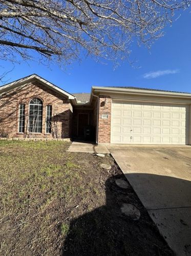 10516 Dry Valley Ct, Fort Worth TX  76108-6909 exterior