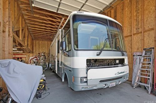 11109 Middleborough Rd, Riverside CA  92503-5814 exterior