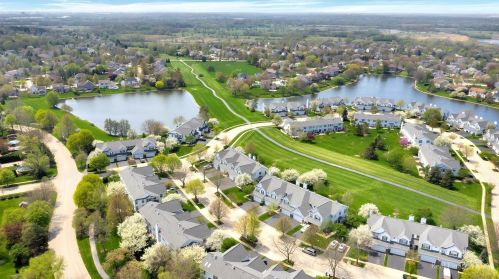 1316 Filly Ln, Hanover Park, IL 60103-1874