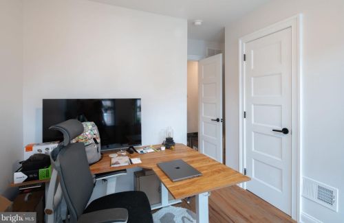 1614 Juniper St, Philadelphia PA  19148-1013 exterior