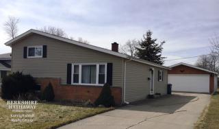 90 Clarendon Ave, Addison, IL 60101-3438