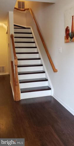 11205 Kings Crest Ct, Fredericksburg, VA 22407-7801
