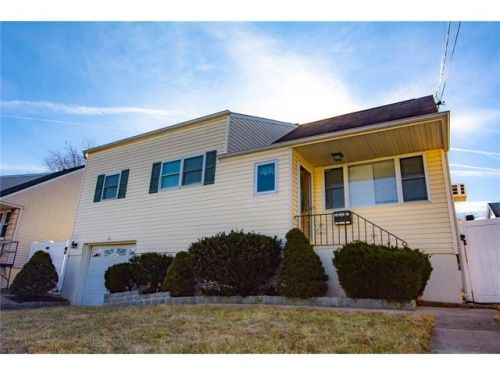 10 Marie Rd, Perth Amboy, NJ 08863-1306
