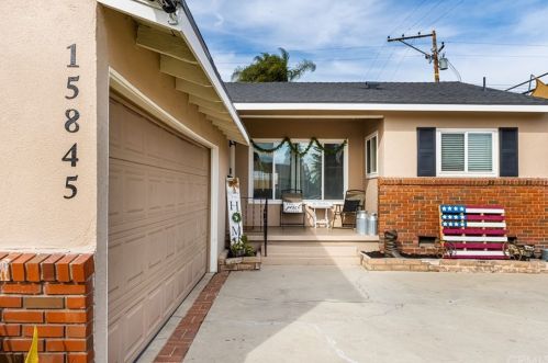 15845 Garydale Dr, Whittier, CA 90604-3521