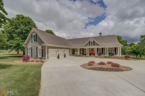 75 Meadow Trl, Social Circle, GA 30025-4886