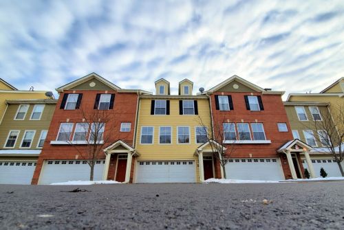 10283 Bleeker St, Saint Paul, MN 55129-6904