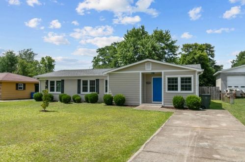 5110 Sumac Cir, Fayetteville, NC 28304-5853