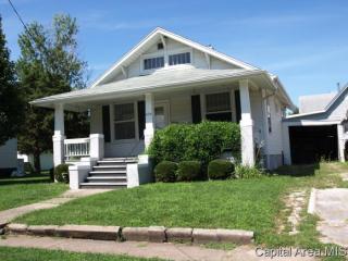 424 Locust St, Galesburg, IL 61401-5226