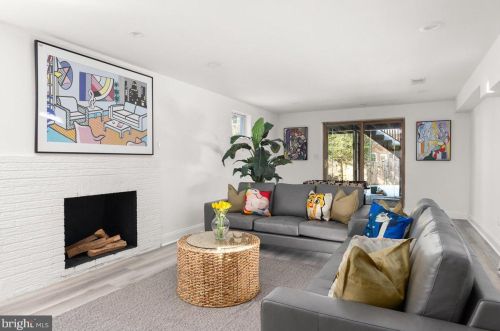 1603 Ballard St, Silver Spring MD 20910-2732 exterior