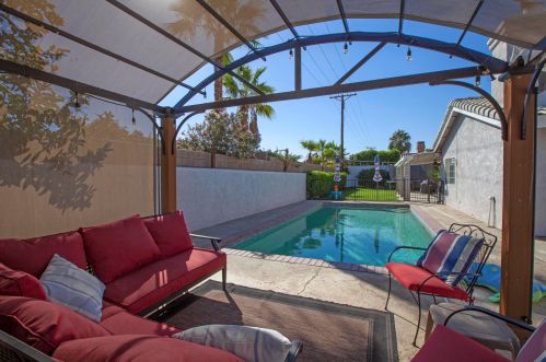 43280 Port Maria Rd, Indio, CA 92203-1621