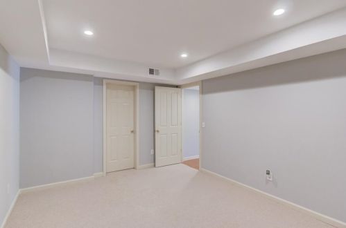 2721 Log Cabin Dr, Atlanta GA  30339-1546 exterior