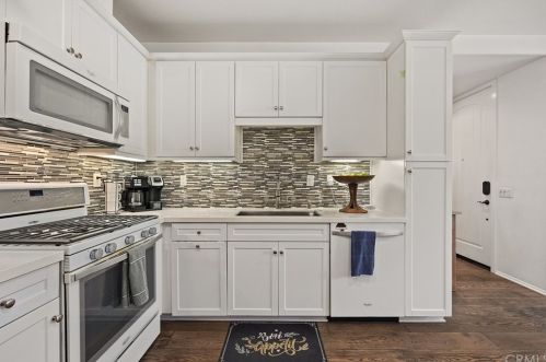 604 Water St, Anaheim CA  92805-4448 exterior