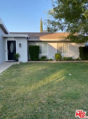2240 Dora Ct, Simi Valley, CA 93063-3718