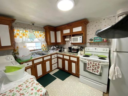 24 Springfield Rd, Unity, NH 03773-1266