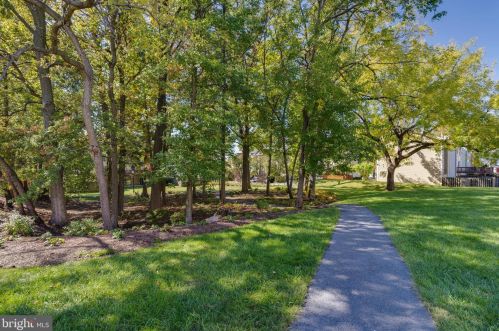 2938 Schoolhouse Cir, Silver Spring MD 20902-2561 exterior