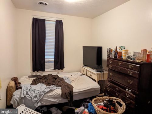 1012 Broadway, Hanover PA 17331-2500 exterior