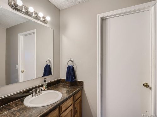 3656 Cathay Cir, Denver CO 80013-3619 exterior