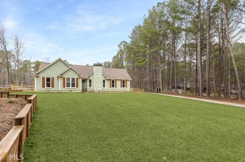267 Widewater Dr, Newnan, GA 30265-2163