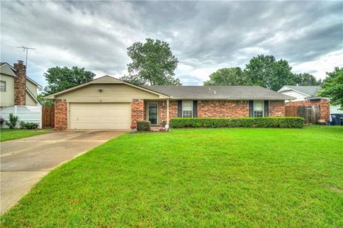 11 Rice Ave, Shawnee, OK 74804-3241