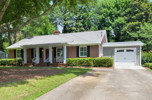 328 Maple Ave, Marietta, GA 30064-2226