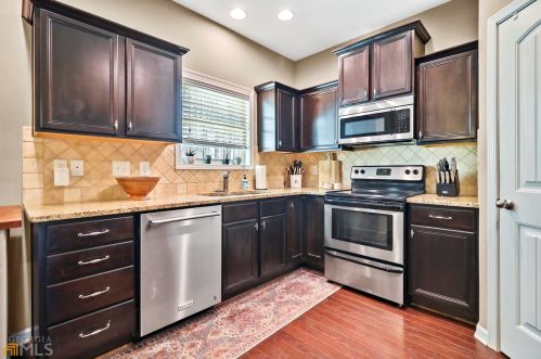 95 Cliffhaven Cir, Newnan GA  30263-5773 exterior