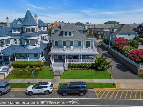 18 Sylvania Ave, Avon, NJ 07717-1433