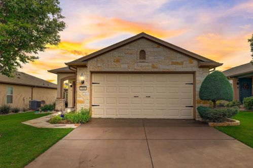 518 Salt Creek Ln, Georgetown, TX 78633-5408