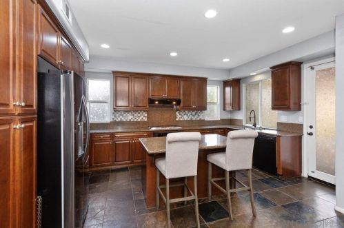 1718 Picket Fence Dr, Chula Vista CA  91915-1856 exterior