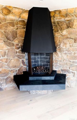 2166 Warmlands Ave, Vista CA  92084-3338 exterior