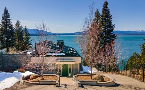 829 Lassen View Dr, Peninsula Village, CA 96137-9535