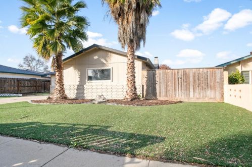2425 Riedel Way, Modesto, CA 95355-4035