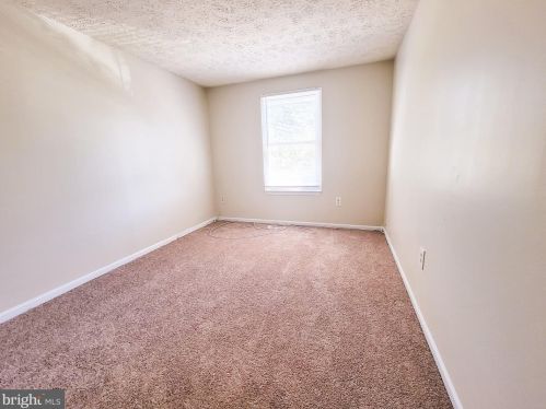 11204 Legato Way, Silver Spring MD  20901-5048 exterior