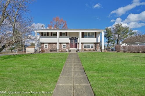 44 Vermont Ave, Jackson Twp, NJ 08527-1538