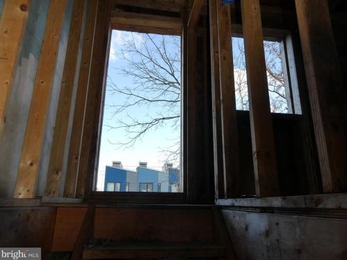 2104 9 St, Philadelphia PA 19122-1313 exterior